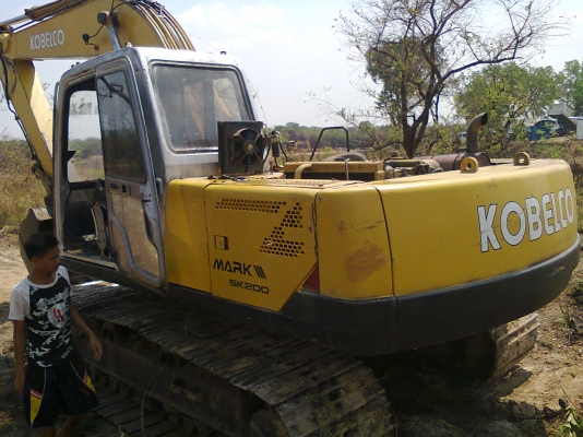 ขายรถขุด KOBELCO รุ่น 200 Mark 3 ขายรถขุด KOBELCO รุ่น 200 Mark 3