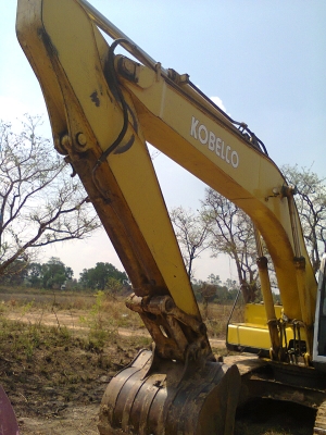 ขายรถขุด KOBELCO รุ่น 200 Mark 3 ขายรถขุด KOBELCO รุ่น 200 Mark 3
