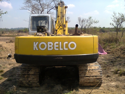 ขายรถขุด KOBELCO รุ่น 200 Mark 3 ขายรถขุด KOBELCO รุ่น 200 Mark 3