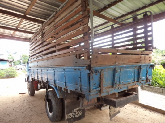 ขายรถ6ล้ออีซูซุKS 100 แรง Fหน้าFหลังสภาพดีพร้อมใช้