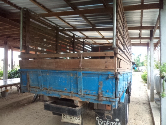 ขายรถ6ล้ออีซูซุKS 100 แรง Fหน้าFหลังสภาพดีพร้อมใช้