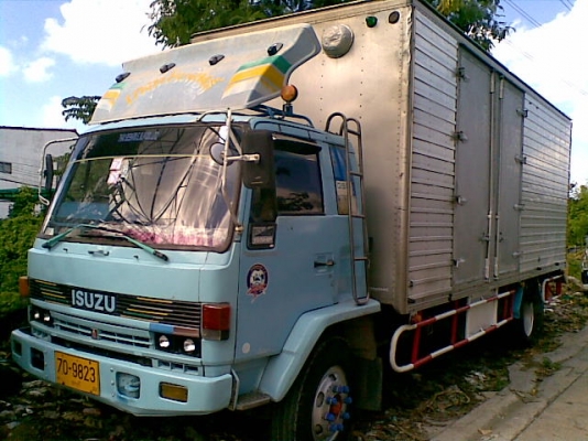 ขาย 6 ล้อ อีซูซุ ร๊อคกี้ตู้แห้ง FTR ยาว 7.20 เมตร