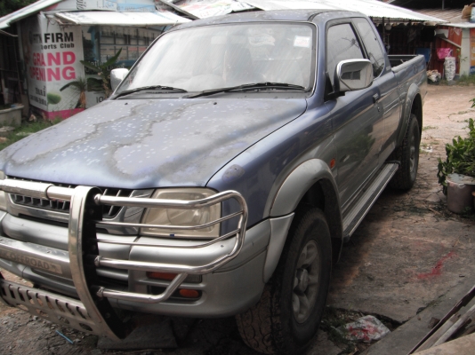 ขาย mitsu strada cab 4WD ขาย mitsu strada cab 4WD