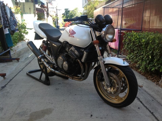 CB 400 ปี 93 พร้อมใช้งานเลยครับ CB 400 ปี 93 พร้อมใช้งานเลยครับ