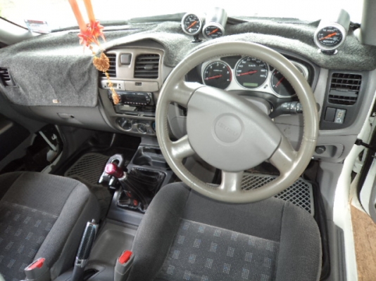 ขายรถกะบะดีแม็กแค็บปี46 สภาพสวยๆเดิมๆพร้อมใช้