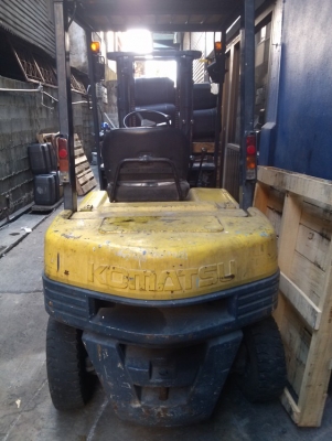 Forklift - KOMATSU 2 ตัน เสาสูง 3 เมตร
