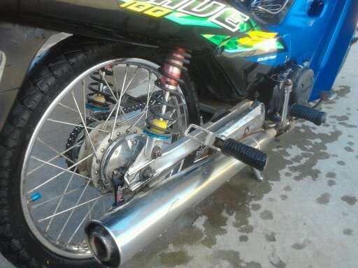 ขาย HONDA WAVE 100 ปี 2547 เดิม สภาพดี เครื่องดี ทะเบียนพร้อมโอน