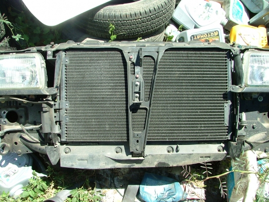 ขายตัดศอกหน้า audi A 80 ของเก่าญี่ปุ่นพร้อมอุปกรณ์ตามภาพเลยครับ 5500.-