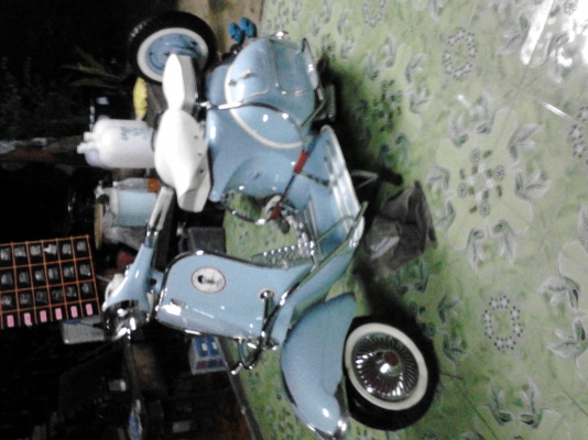 ขาย vespa sprint 150 สีฟ้านม สภาพ 95\% มีใบ