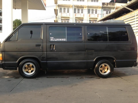 ด่วนๆครับรีบใช้เงินวางเครือง2l 2500 ตกแต่งเครืองเสียงสวยงามเปิดแข่งได้ครับ