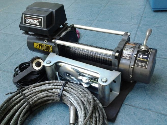 ขาย rock winch 12000LB 12V สภาพดี ใช้งานน้อย