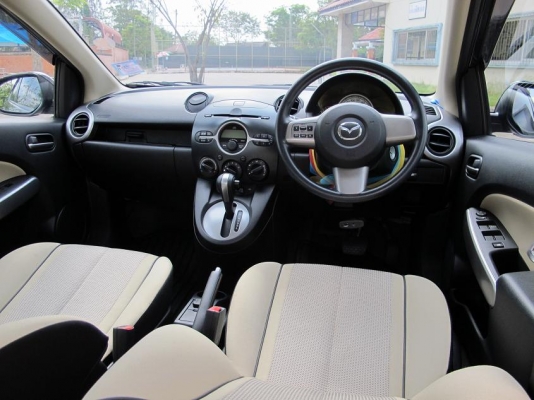 ++ขายรถบ้าน MAZDA 2 AT 1.5 ปี 2011 ABS, AIRBAG คู่++ ++ขายรถบ้าน MAZDA 2 AT 1.5 ปี 2011 ABS, AIRBAG คู่++
