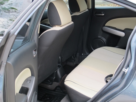 ++ขายรถบ้าน MAZDA 2 AT 1.5 ปี 2011 ABS, AIRBAG คู่++ ++ขายรถบ้าน MAZDA 2 AT 1.5 ปี 2011 ABS, AIRBAG คู่++