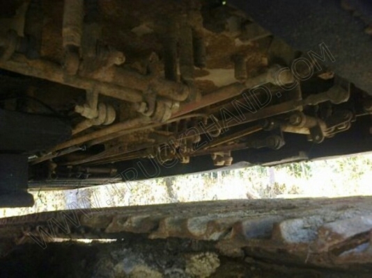 รถแบคโฮ ยี่ห้อ CAT รุ่น E70