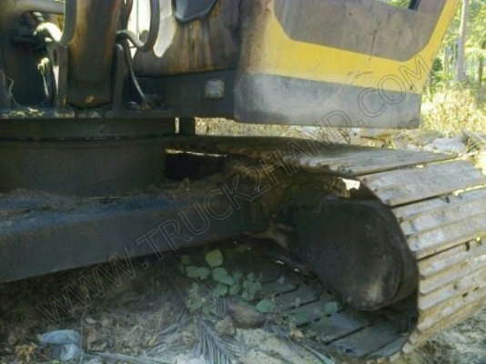 รถแบคโฮ ยี่ห้อ CAT รุ่น E70