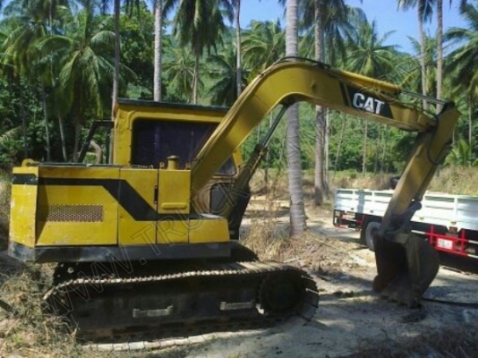 รถแบคโฮ ยี่ห้อ CAT รุ่น E70