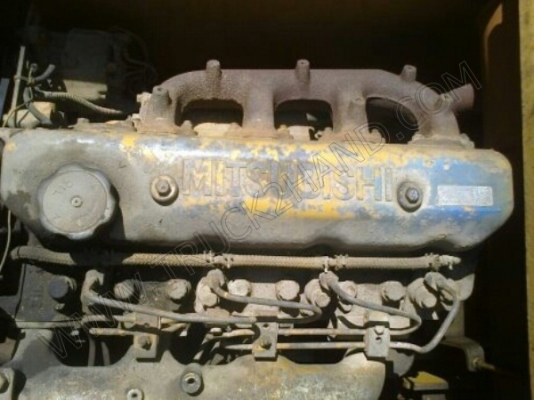 รถแบคโฮ ยี่ห้อ CAT รุ่น E70