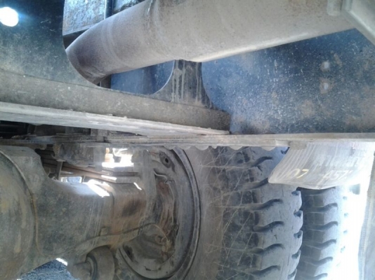 รถฮีโน่ 10 ล้อดั๊ม FM3M 240 แรงม้า ปี 40  สนใจติดต่อ 081 - 6079515