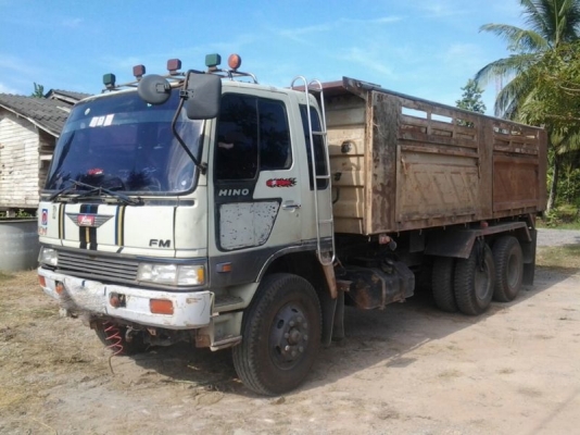 รถฮีโน่ 10 ล้อดั๊ม FM3M 240 แรงม้า ปี 40  สนใจติดต่อ 081 - 6079515