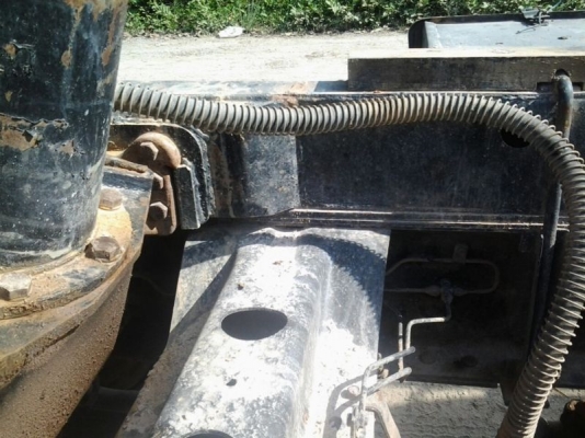 รถฮีโน่ 10 ล้อดั๊ม FM3M 240 แรงม้า ปี 40  สนใจติดต่อ 081 - 6079515