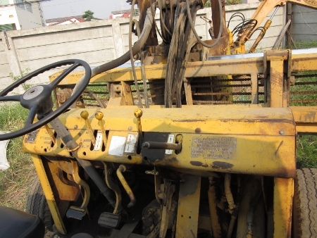 ขาย-รถทุบพื้น / ตอกคอนกรีต ARROW: D353 เครื่องยนต์ดีเซล มือสองนำเข้าจากนอก สภาพพร้อมใช้งาน ขาย-รถทุบพื้น / ตอกคอนกรีต ARROW: D353 เครื่องยนต์ดีเซล มือสองนำเข้าจากนอก สภาพพร้อมใช้งาน