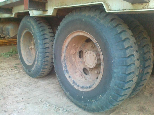 ขายรถบรรทุกแบคโฮ 10 ล้อเพลาเดียวสวยสุด ๆ เครี่องดีคัสซีสวยสุดๆยางดี 10 เส้นหางแข็งบรรทุก 200 สบายมากทะเบียนแจ้งจอด HINO KT 920 เครื่อง EH 700