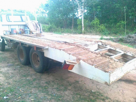 ขายรถบรรทุกแบคโฮ 10 ล้อเพลาเดียวสวยสุด ๆ เครี่องดีคัสซีสวยสุดๆยางดี 10 เส้นหางแข็งบรรทุก 200 สบายมากทะเบียนแจ้งจอด HINO KT 920 เครื่อง EH 700