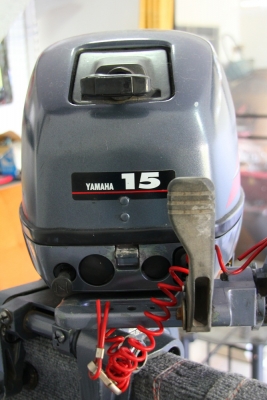ขายเครื่องYamaha 15แรง ฝามน หางสั้น+ถัง25ลิตร