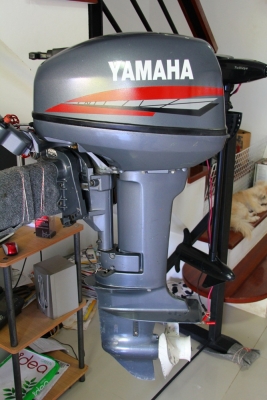 ขายเครื่องYamaha 15แรง ฝามน หางสั้น+ถัง25ลิตร