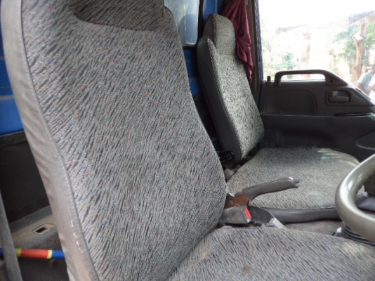 ขายรถ6ล้อดั้มอีซูซุAKRหัวการ์ตูน เครื่อง125แรงม้าฝาขาว สภาพดีราคาถูกๆๆพร้อมใช้