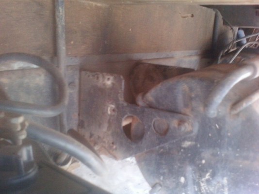 ต้องการขายรถบรรทุก ยี่ห้อ ฮีโน่ เคเอ็ม 310 สภาพเดิมๆ