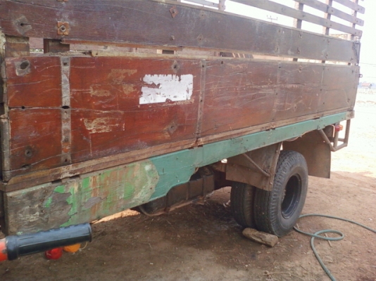 ต้องการขายรถบรรทุก ยี่ห้อ ฮีโน่ เคเอ็ม 310 สภาพเดิมๆ