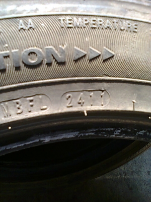 ขายยาง 215 50 17 ปี11 3เส้น 2000