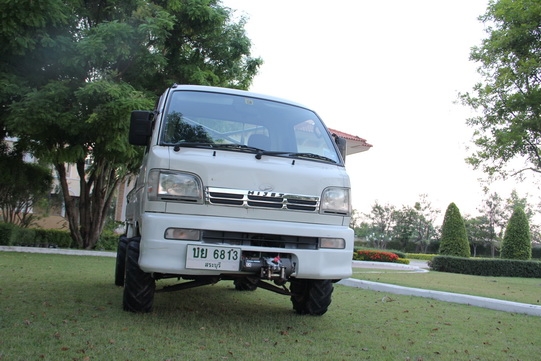 กระป้อ4x4 ญี่ปุ่น เครื่อง1300cc 4สูบ  แต่งมาพอสมควร เชิญชมครับ