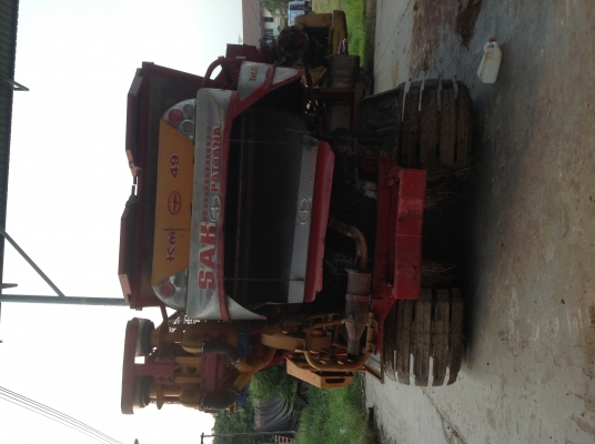 ขายรถเกี่ยวข้าวศักดิ์ km 49 พร้อมเกี่ยวข้าวได้เลย