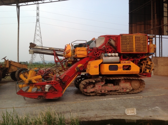 ขายรถเกี่ยวข้าวศักดิ์ km 49 พร้อมเกี่ยวข้าวได้เลย