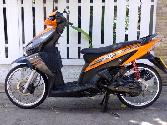 HONDA CLICK เครื่องเดิมคับ พรบไม่ขาด 15500