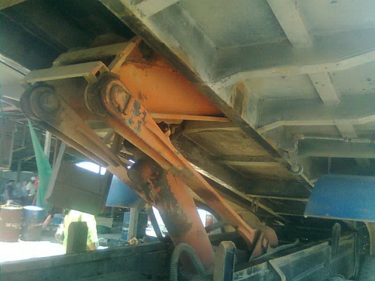 ขาย10ล้อ HINO 3M สองเพลาดั้มชล สภาพสวยงาม