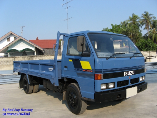 ขาย 6ล้อ อีซูซุ NPR 115แรง ยาว 4.30 ปี1992 สภาพสวยเดิมเครื่องดี พร้อมใช้งาน ชมก่อนได้ครับ สนใจติดต่อ 081-9425443