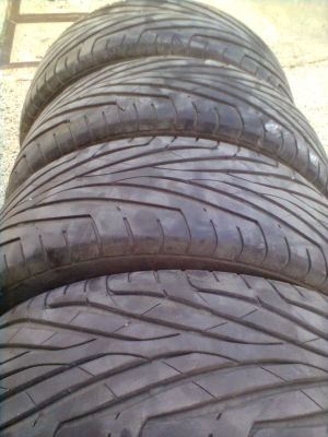 ขายยางพร้อมแม็ก 6 รู ขอบ 17 ยางMAXXIS 215/55R17 ยางสัปดาห์ที่ 28ปี12 สวยๆ จำนวน 1 ชุด