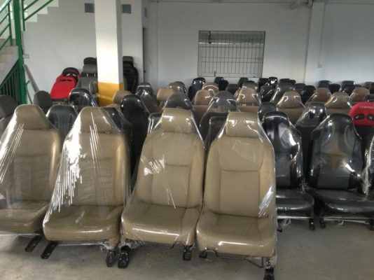 เบาะแท้หลายรุ่นหลายยี่ห้อครับ สอบถามก่อนได้ครับ