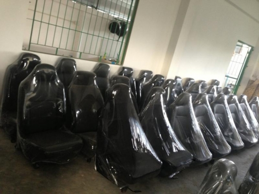 เบาะแท้หลายรุ่นหลายยี่ห้อครับ สอบถามก่อนได้ครับ