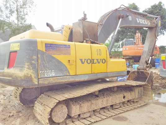 บริษัทสยามพัฒนาเครื่องจักร จำกัด เปิดประมูลขายรถแบคโฮว์มือสอง 40 คัน