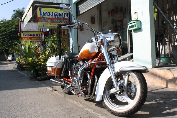 cb 750f แต่ทะเบียนแท้พร้อมโอน 100000 บาท
