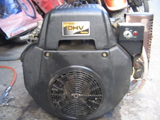 ขาย เครื่องเรือ ยี่ห้อ Robin 22แรง สูบ V นำเข้าญี่ปุ่น ราคา 26,500