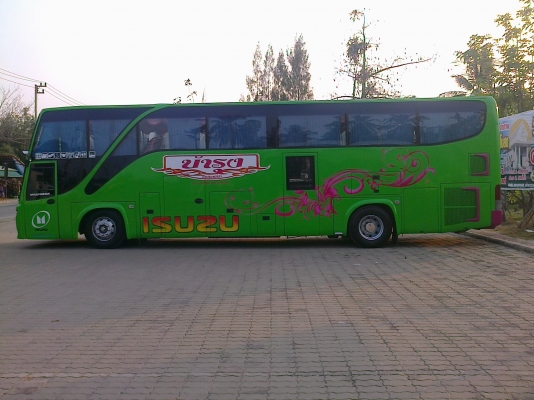 ขายบัสแอร์ 6 ล้อ12 เมตรถุงลมเครื่องท้ายแอร์ไฟฟ้าตัวถังเชิดชัยสเตนเลสทั้งลูกเบาะกํามะหยี่ 45 ที่นั่งเปลี่ยนเครื่องเกียร์อินเตอร์หม้อนํ้าใหม่