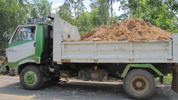 ดั้มพ์ KM777 สภาพสวย