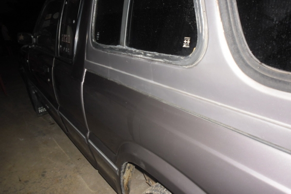 ขายกระบะแค็ป MAZDA B2500 "มังกรดำ" ปี38/95 เดิมๆ บางๆ เครื่องมังกร 2.5ไดเร็คฯ 90HP แห้งๆไม่เยิ้ม แรงดี ประหยัดสุด เกียร์โค้ง เข้าง่ายไม่หลุด ช่วงล่างแน่น คัสซีสวยไม่มีผุ ไม่ดาม กระบะไม่ผุ บางๆสีเดิม หน้า-หลังเดิมจัด ภายในสวย คอนโซลครบ แอร์ พ.ธรร