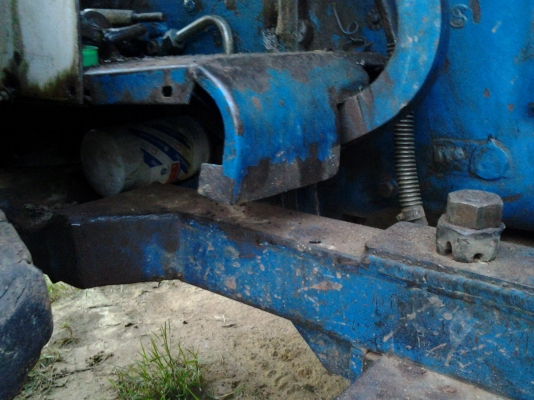 ขายรถแทรกเตอร์ 6610 เสื้อลาย