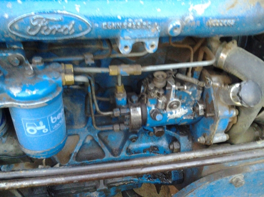 ขายรถแทรกเตอร์ 6610 เสื้อลาย